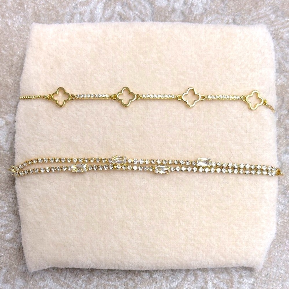 Brand New Eye Candy Set of 2 Gold Tone Adjustable Bracelets Rhinestone Clover
